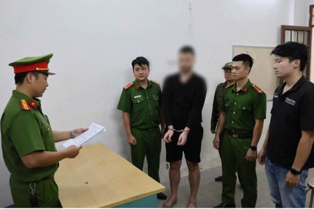 Người nước ngoài gây náo loạn tại quán cà phê giữa trung tâm Đà Nẵng bị khởi tố