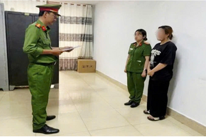 Bắt giam người mẹ trẻ tát vào mặt con ruột gây chấn thương, tử vong