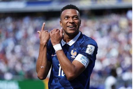 Mbappe lập kỷ lục, Pháp đại thắng Senegal