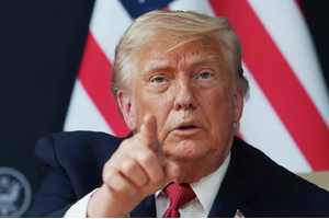 Ông Trump đe dọa Iran bằng các cuộc tấn công mới