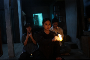 Bộ phim kinh dị doanh thu 145 tỷ đồng dừng chiếu sau công văn nóng của Cục điện ảnh