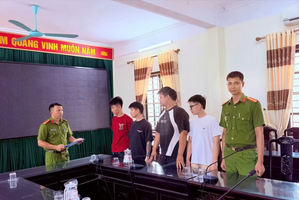 Triệt phá đường dây mua bán trái phép thông tin của học sinh