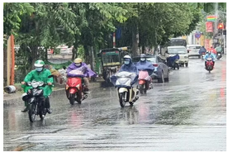 Dự báo thời tiết ngày 9/7: Bắc Bộ mưa dông, Trung Bộ nắng nóng