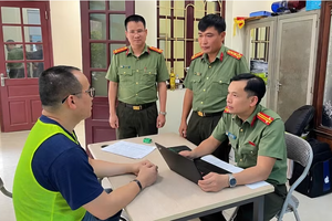 Triệt phá đường dây cờ bạc trực tuyến xuyên quốc gia với hơn 30.000 thành viên