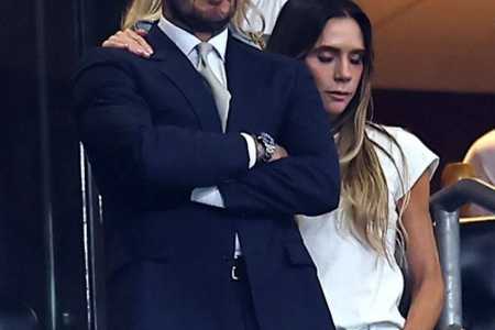 David Beckham được vợ an ủi sau thất bại của tuyển Anh