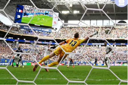 Trận tranh hạng ba ‘điên rồ’ nhất lịch sử World Cup