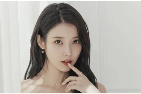 IU gây sốc vì tạm dừng hoạt động