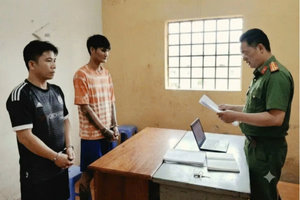 Bắt hai 