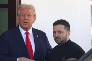 Ông Trump vừa giáng một đòn đau đớn cho Ukraine