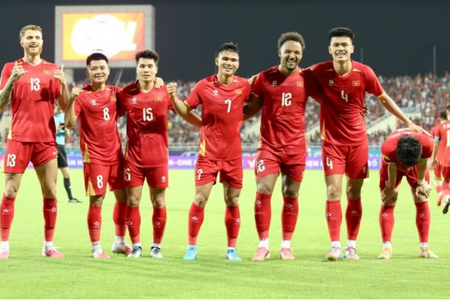 Tuyển Việt Nam áp đảo đội hình tiêu biểu bán kết ASEAN Cup 2026