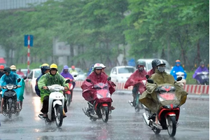 Dự báo thời tiết ngày 23/8: Bắc Bộ mưa to, Trung Bộ nắng nóng