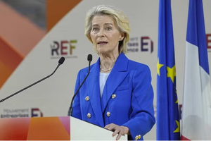 Mất năng lượng giá rẻ, EU đối mặt bài toán ngày càng khó
