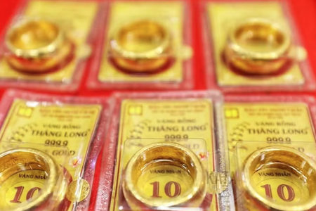 Giá vàng ngày 29/8: Trong nước và thế giới tiếp tục đảo chiều