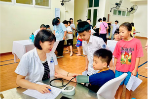 Hà Nội phấn đấu có 60% trường công có nhân viên y tế chuyên trách đến năm 2030