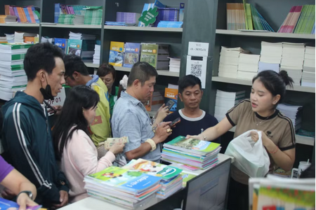 TPHCM chủ động bổ sung sách giáo khoa theo nhu cầu thực tế