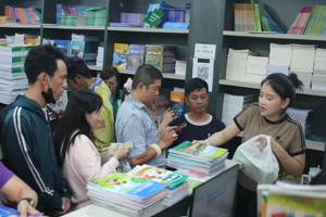 TPHCM chủ động bổ sung sách giáo khoa theo nhu cầu thực tế
