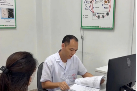 Mưa lớn ngập úng nhiều nơi, bác sĩ cảnh báo nguy cơ lây nhiễm nhiều bệnh nguy hiểm