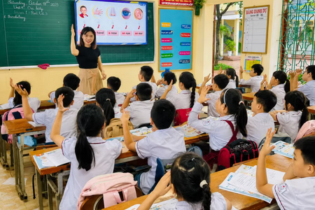 Để giáo viên làm chủ công nghệ số và AI