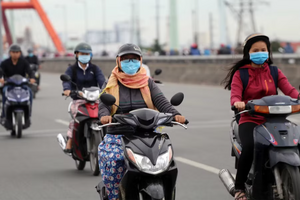 Không khí lạnh gây mưa dông, miền Bắc có nơi xuống 14 độ C