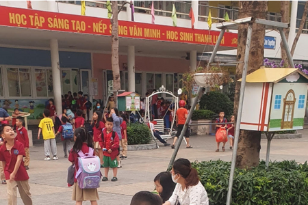 Miễn giảm thuế thu nhập cá nhân: Phụ huynh loay hoay với hóa đơn học phí