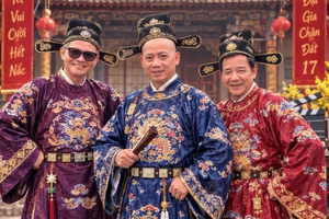 Nghệ sĩ Nhân dân là Giám đốc nhà hát kịch 