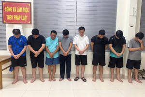 Công an Hà Nội triệt phá đường dây làm giả văn bằng, chứng chỉ 'khủng'