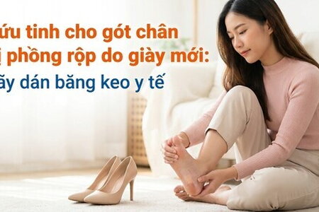 Cứu tinh cho gót chân bị phồng rộp do giày mới: hãy dán băng keo y tế