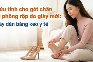 Cứu tinh cho gót chân bị phồng rộp do giày mới: hãy dán băng keo y tế