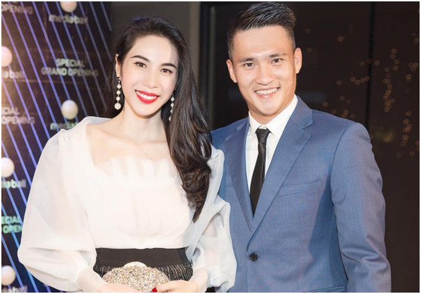 10 cặp đôi có cuộc sống hôn nhân đáng ngưỡng mộ nhất trong showbiz Việt