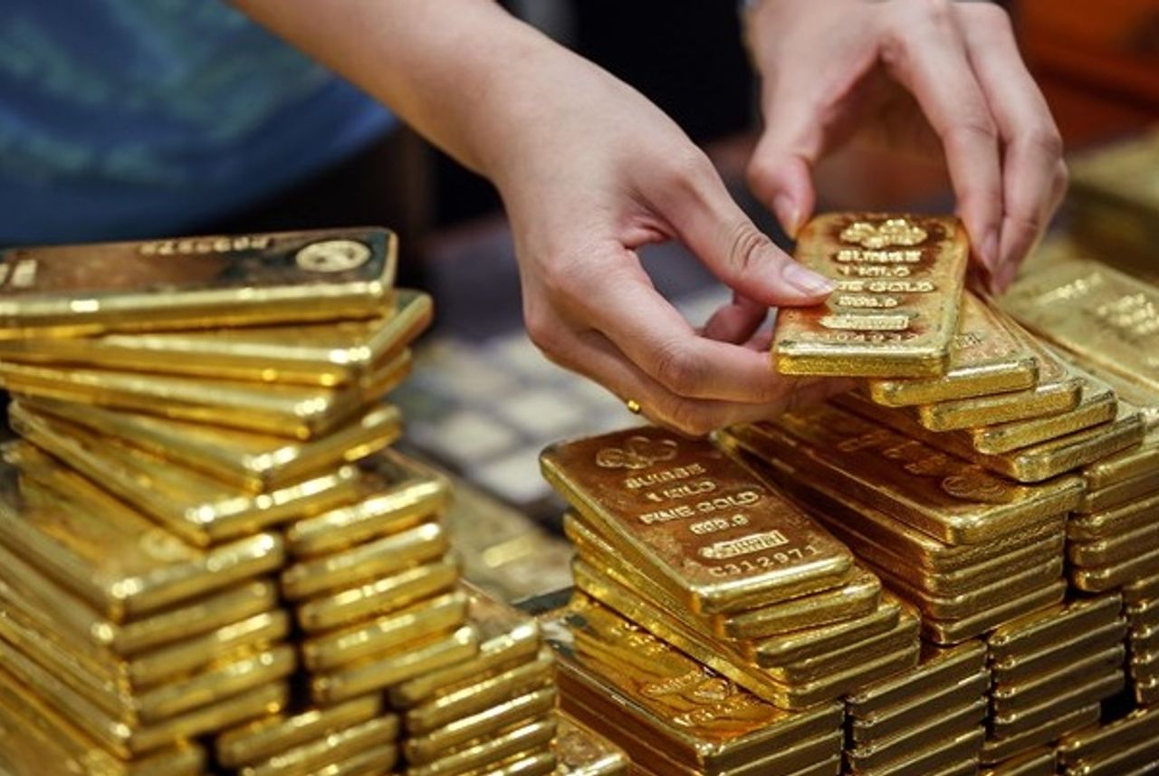 Giá vàng hôm nay 26/7: Vàng SJC giảm mạnh tới 1,8 triệu đồng/lượng