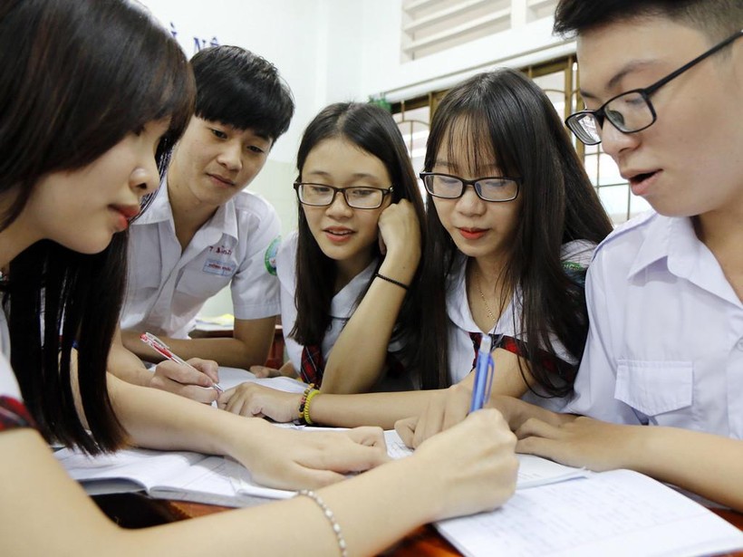 Quảng Ninh miễn học phí cho trẻ mầm non và học sinh phổ thông công lập năm học 2022 - 2023