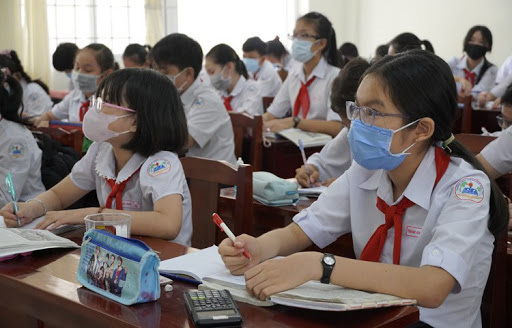 Năm học 2023-2024 Hà Nội thu học phí bằng mức sàn quy định của Chính phủ