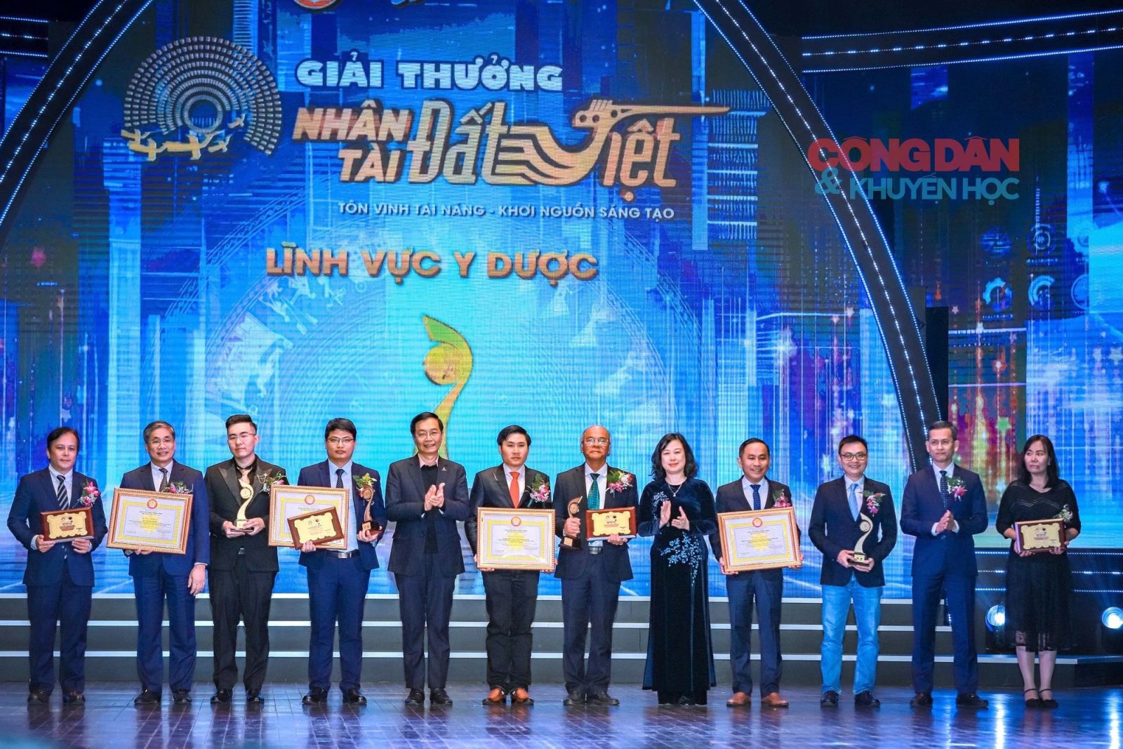 Trưởng nhóm nghiên cứu Trường ĐH Phenikaa đạt giải thưởng Nhân tài đất Việt 2023