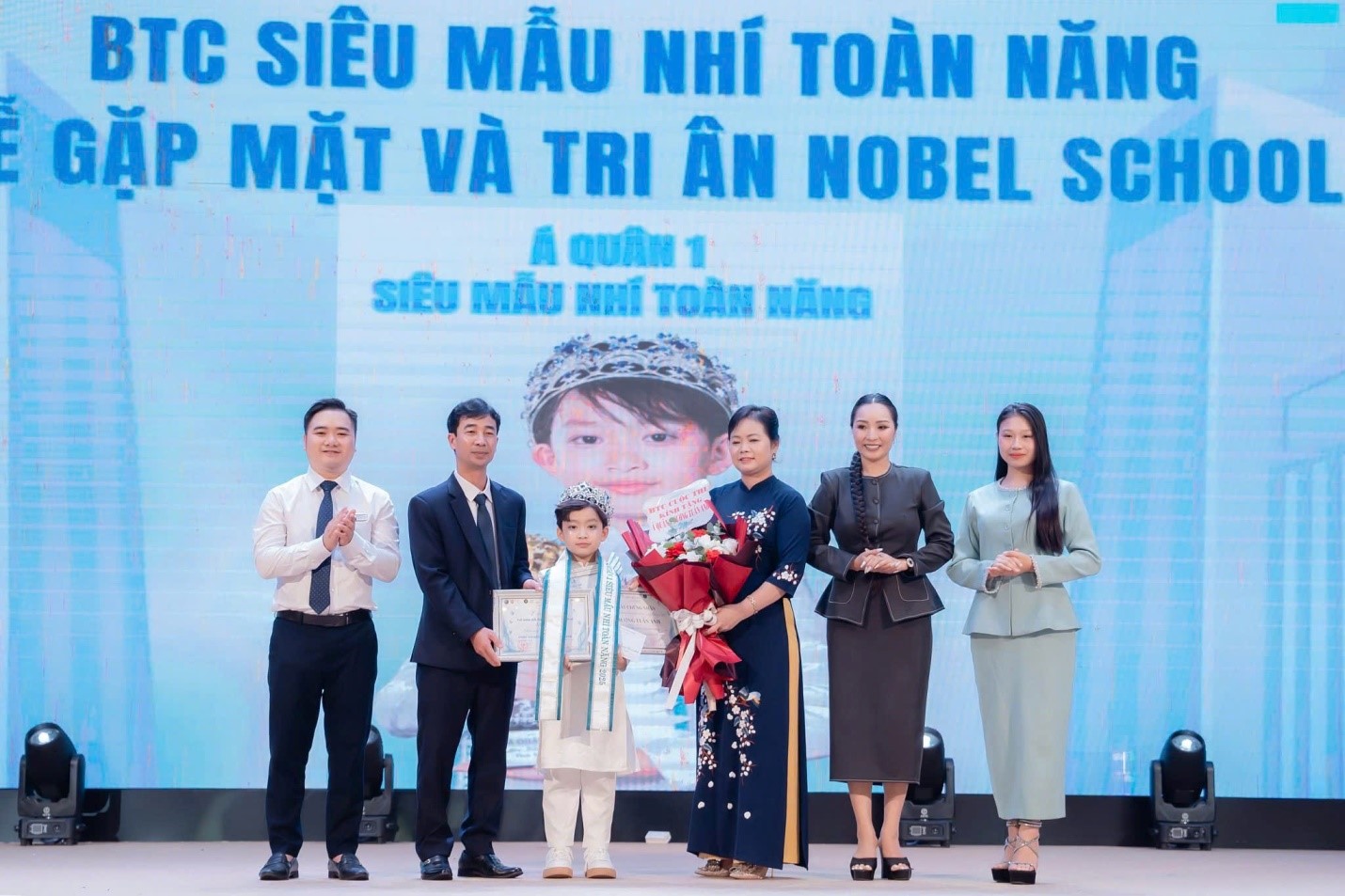 BTC cuộc thi Siêu mẫu nhí toàn năng mùa 2 tri ân Trường Nobel School