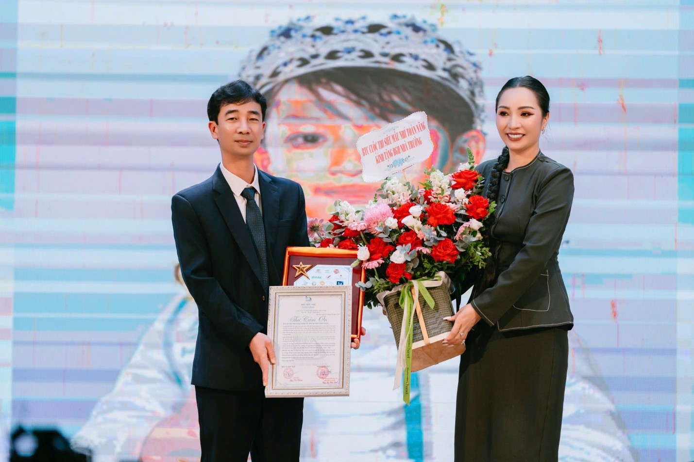 BTC cuộc thi Siêu mẫu nhí toàn năng mùa 2 tri ân Trường Nobel School