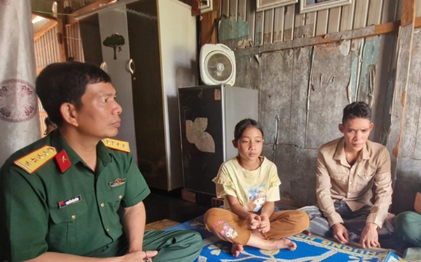 Chiến Sĩ Biên Phòng Gia Lai 'Chắp Cánh Tri Thức': 505 Học Sinh Nghèo Được Nâng Bước Tới Trường