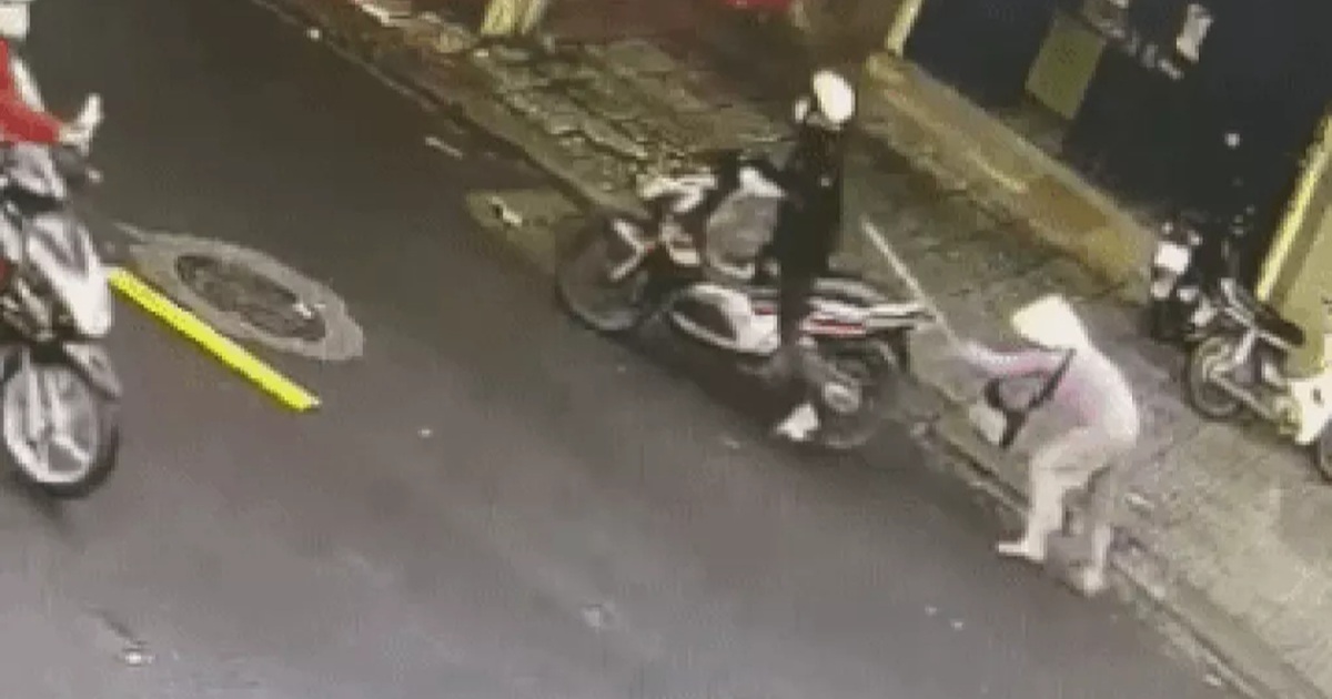 Đà Nẵng bắt gọn kẻ giật dây chuyền vàng của cụ bà chỉ sau 2 giờ