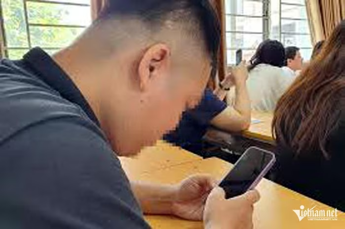 Nhiều thanh niên tại Hà Nội mất hàng trăm triệu vì cuộc gọi giả danh công an