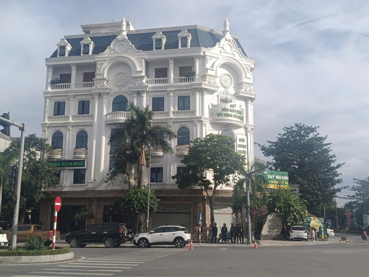 Thanh Hóa: Triệu tập và khám xét biệt thự nơi ở của trùm giang hồ Ý “ẻng”