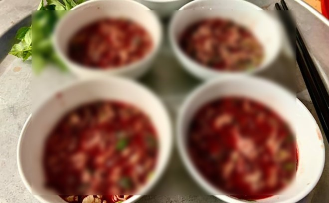 Hưng Yên:  Hai người không qua khỏi nghi vấn ăn tiết canh, nghi nhiễm liên cầu lợn