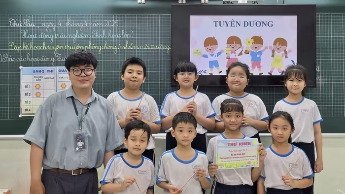 Hành trình 'lội ngược dòng' thành thủ khoa đầu ra của nam sinh Đại học Sư phạm TP.HCM