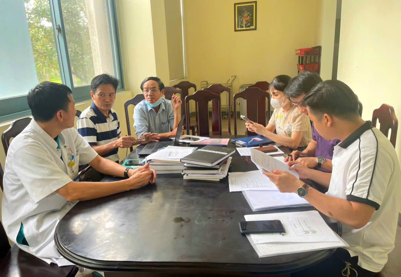 Sở Y tế Huế khẩn trương làm rõ nguyên nhân khiến 21 người nhập viện sau bữa giỗ