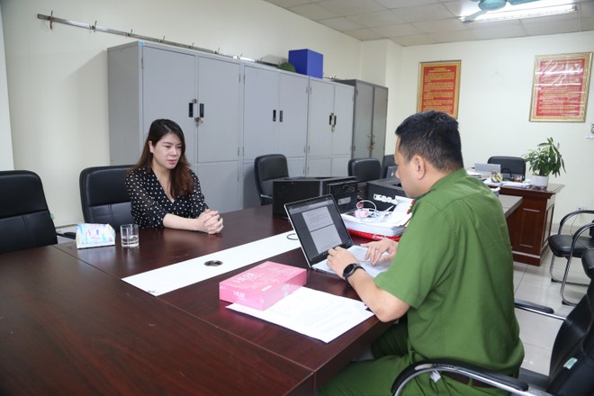 Khởi tố hai nữ giám đốc buôn bán thực phẩm chức năng giả quy mô lớn