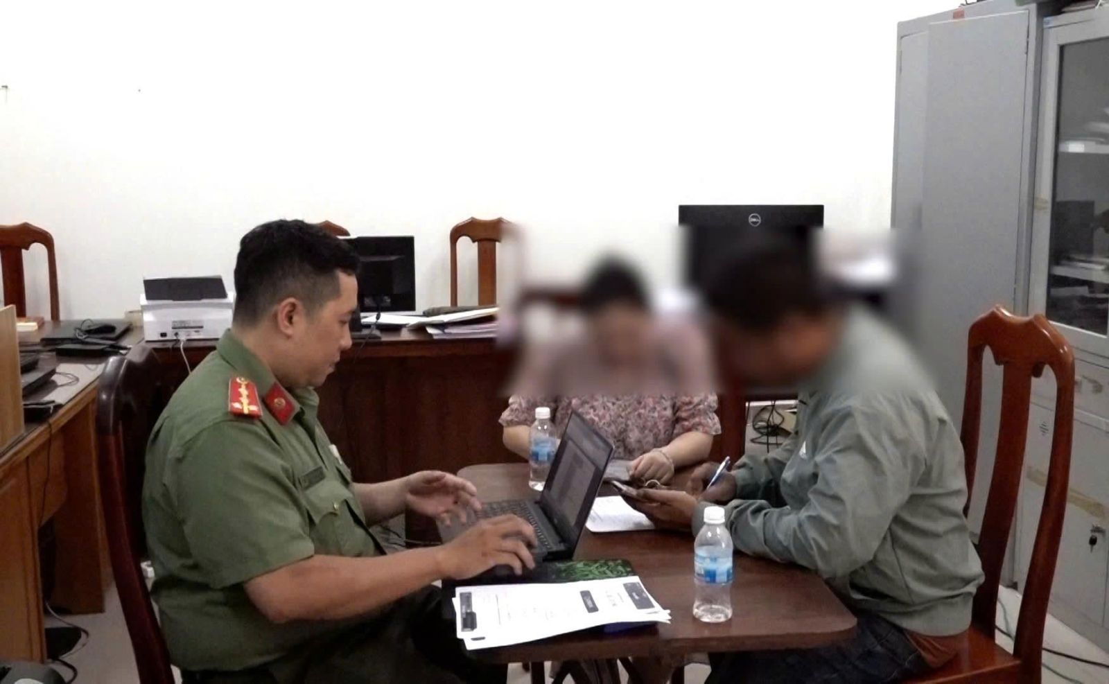 Công an giúp dân lấy lại được 120 triệu đồng đã nộp vào tài khoản hệ thống “đào lửa”