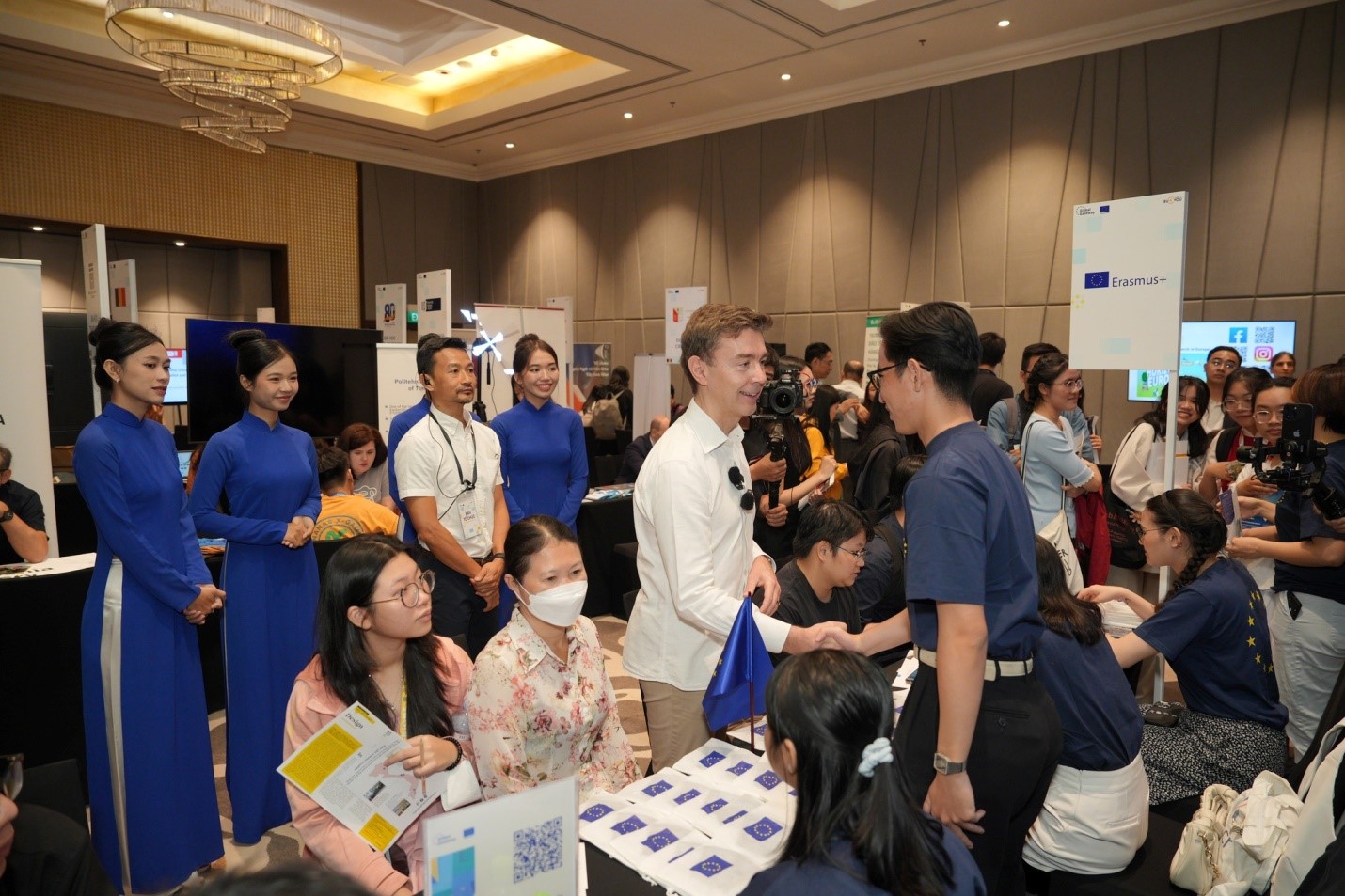 Gần 70 trường đại học EU tham dự Tuần lễ Giáo dục Châu Âu 2025 tại Việt Nam