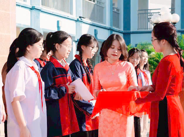 Đào tạo học sinh chất lượng cao – yêu cầu đặt ra cho giáo dục Hà Nội và câu chuyện từ một mô hình bồ