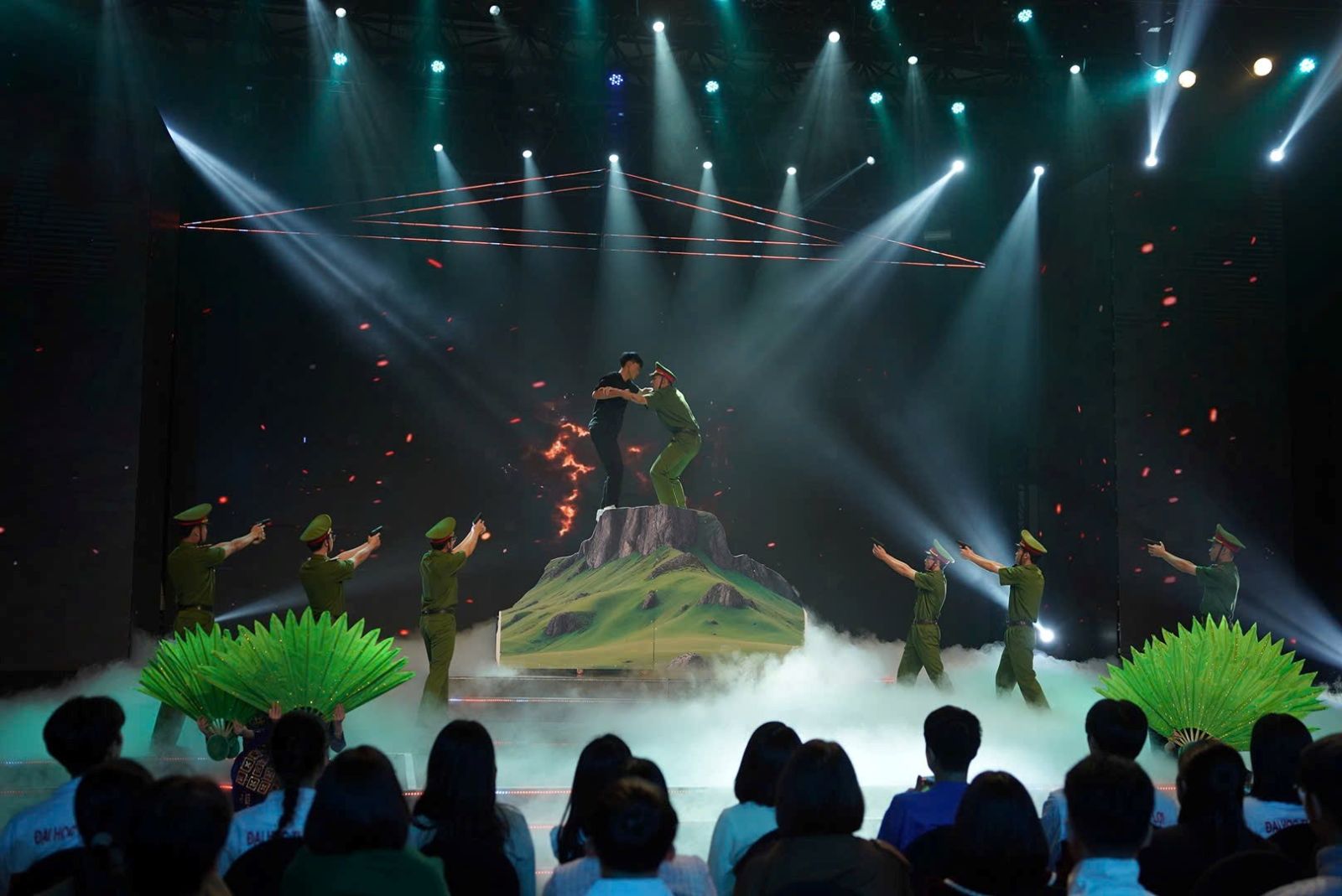 Gala “Trường học không ma túy” mùa 3 khép lại hành trình kiến tạo tương lai cho giới trẻ