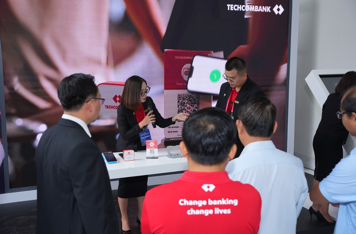 Techcombank thúc đẩy chuyển đổi số và tiếp cận tài chính tại tỉnh Đồng Nai