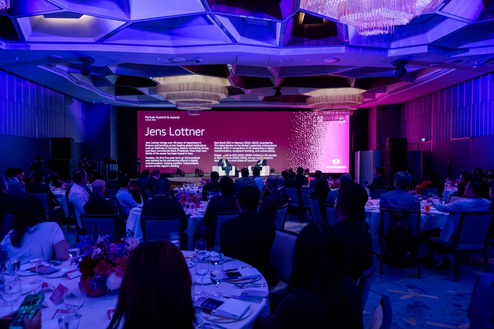 CEO Techcombank Jens Lottner: Tái định nghĩa lợi thế cạnh tranh nhờ chiến lược “AI-first”