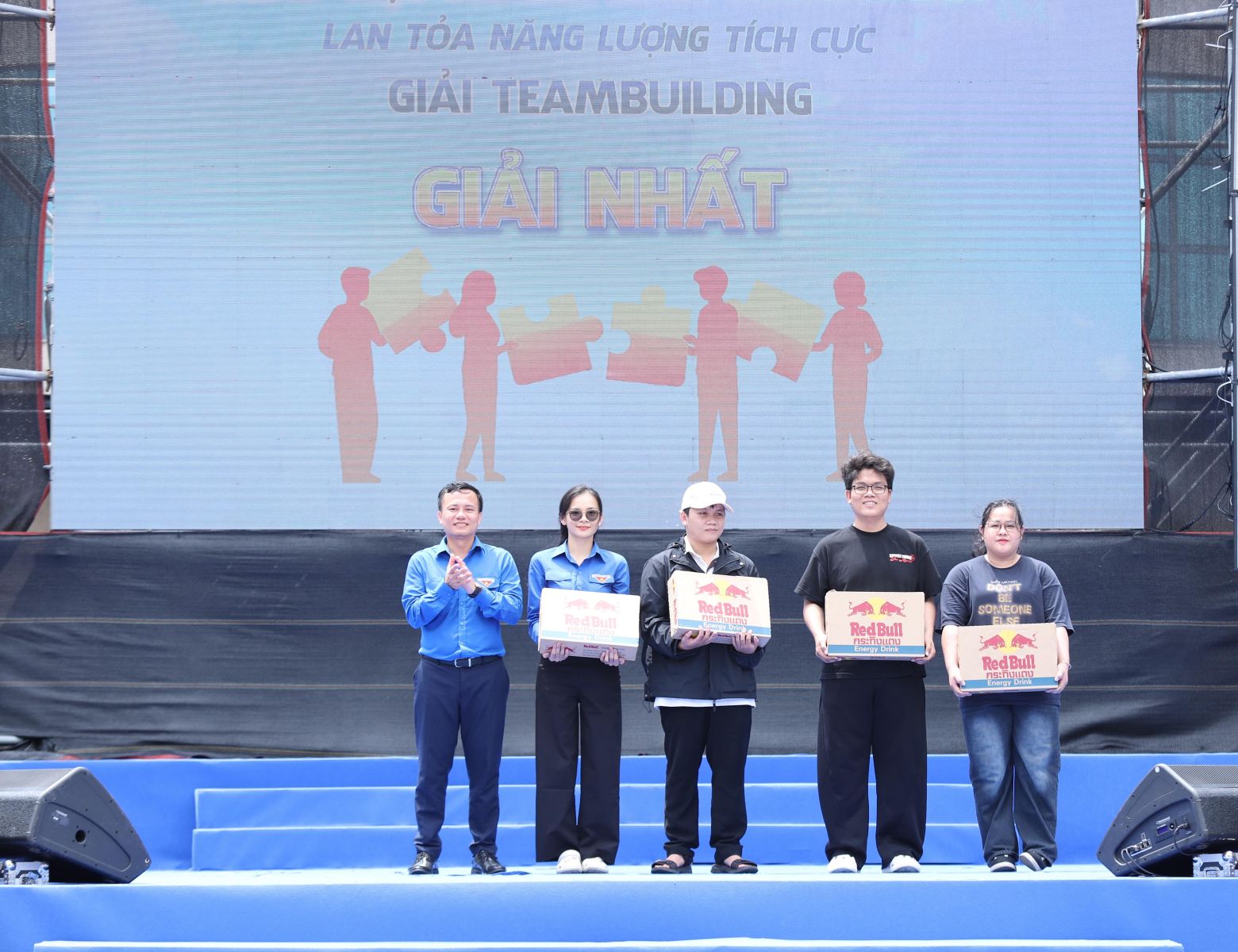 Nhiều hoạt đông ý nghĩa dành cho thanh niên công nhân